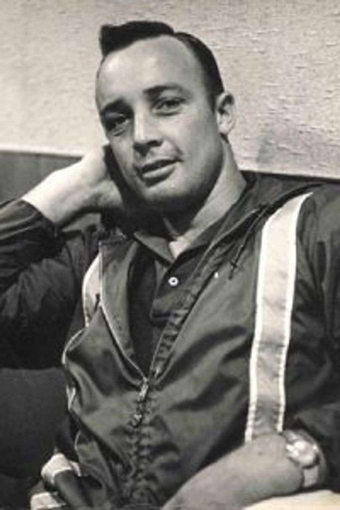 Leigh  Roland Aslakson