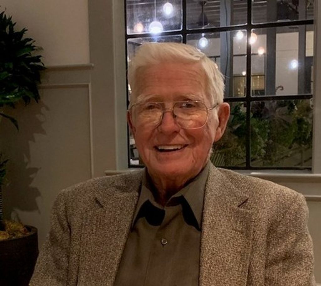 Leland "Lee" Eugene Smith