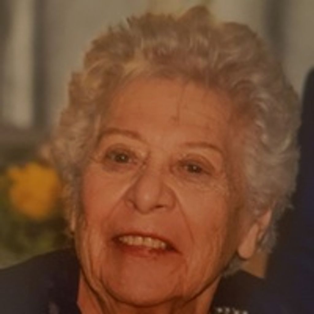 Rosa M. Pesqueira
