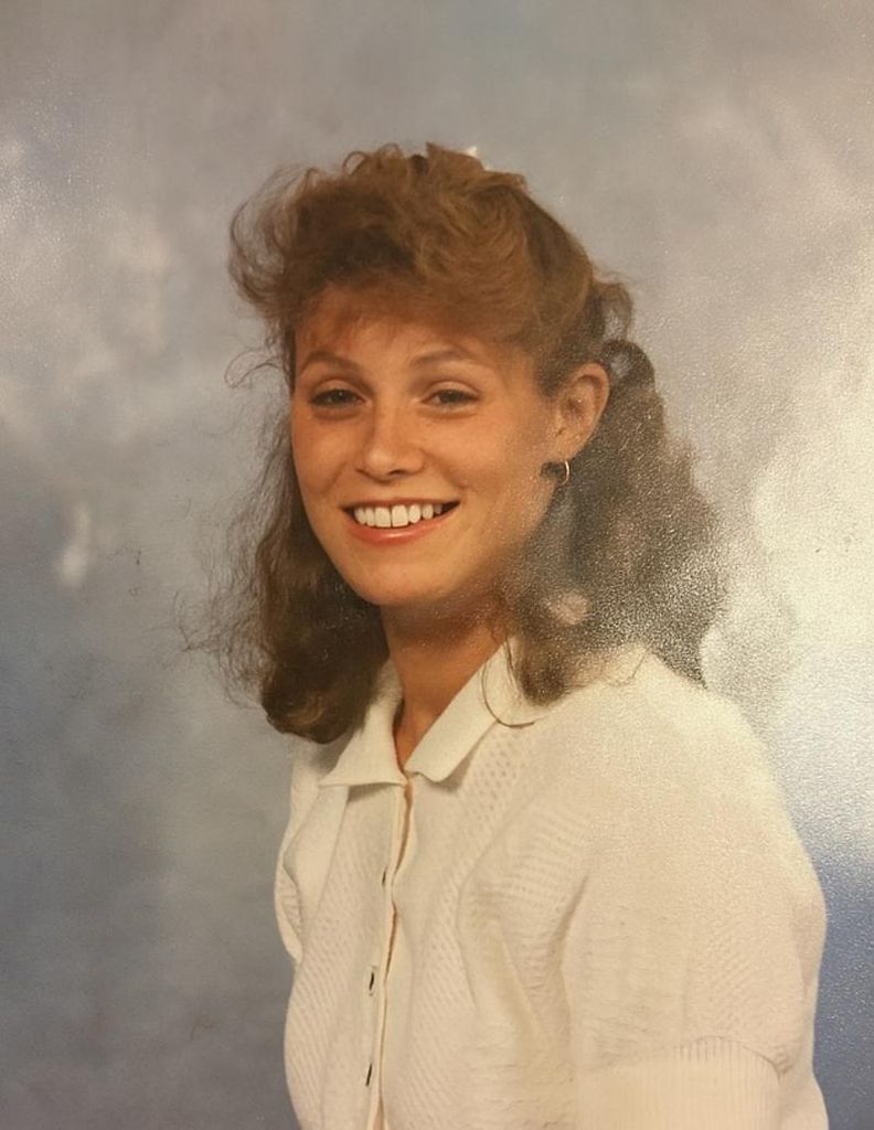 Elizabeth Wildenthaler Profile Photo