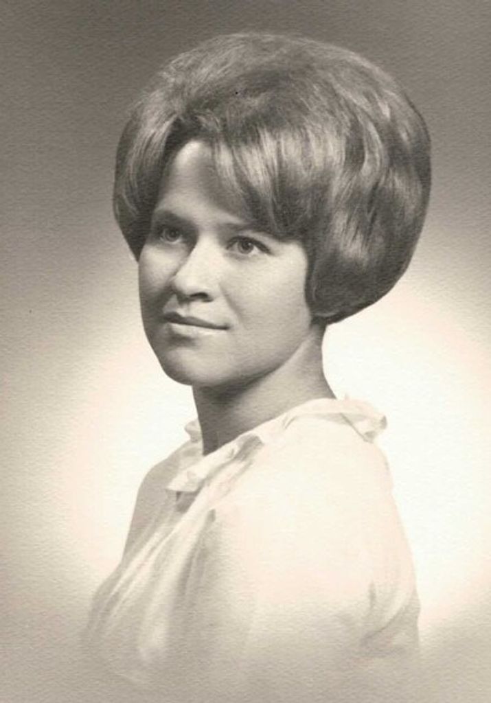 Lucille Yvonne Bush Profile Photo