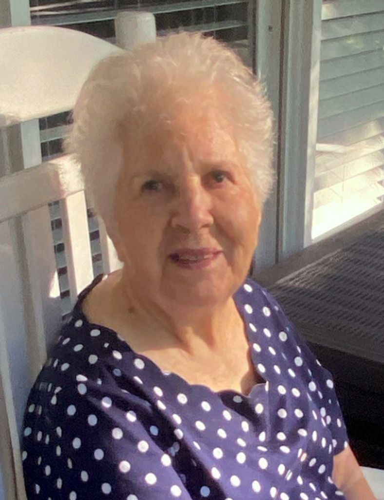 Elizabeth "Libby" Thomas