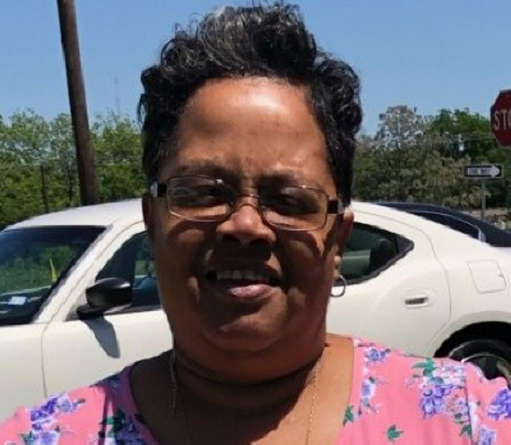 Tamishia R. Small Price Profile Photo