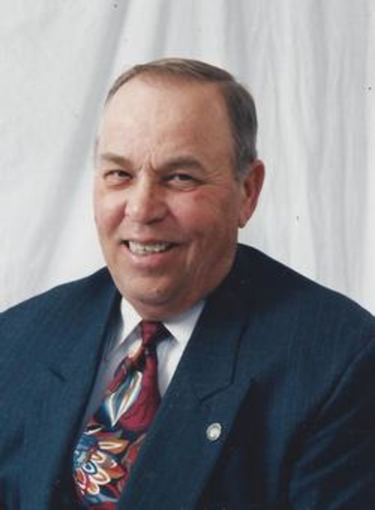 Howard L. Kennedy Profile Photo