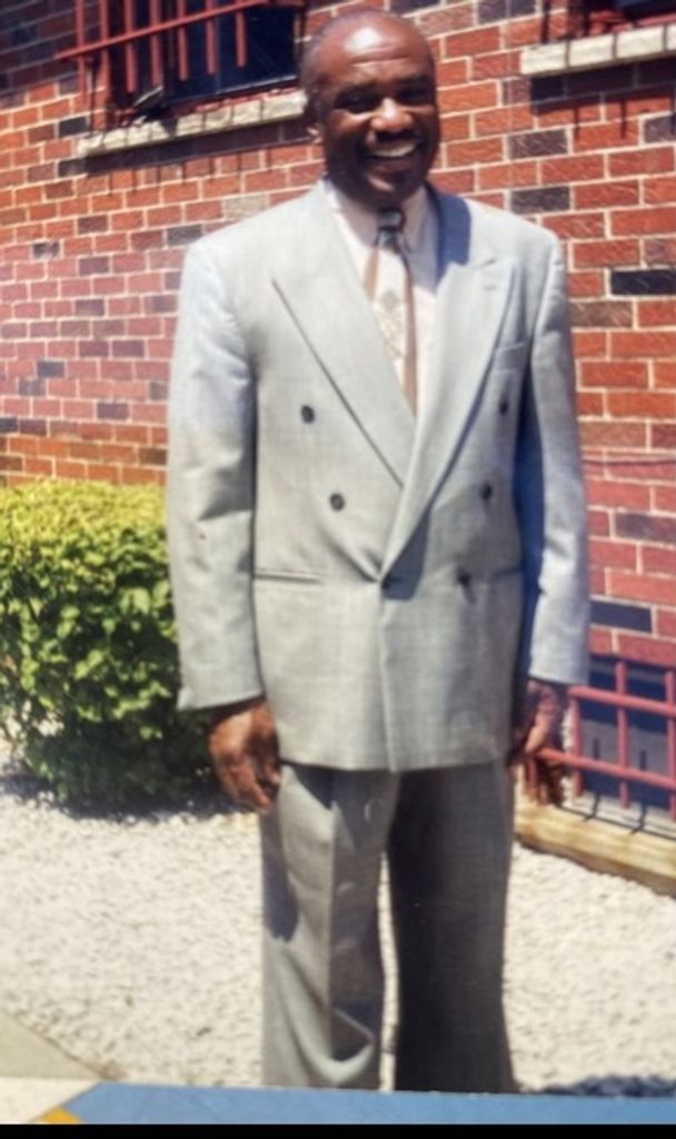 Pastor Warren Phillip Carr, Jr. Profile Photo