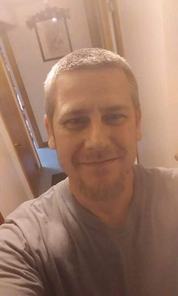 Christopher "Chris" Lynch Profile Photo