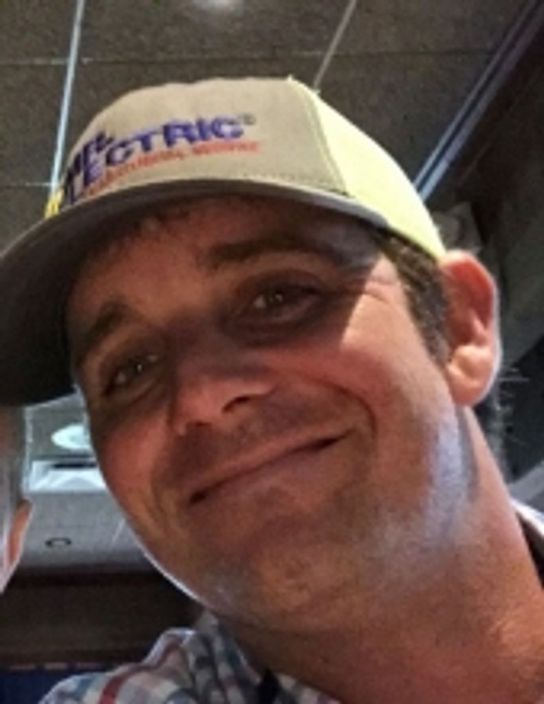 Christopher  Eric  Locher