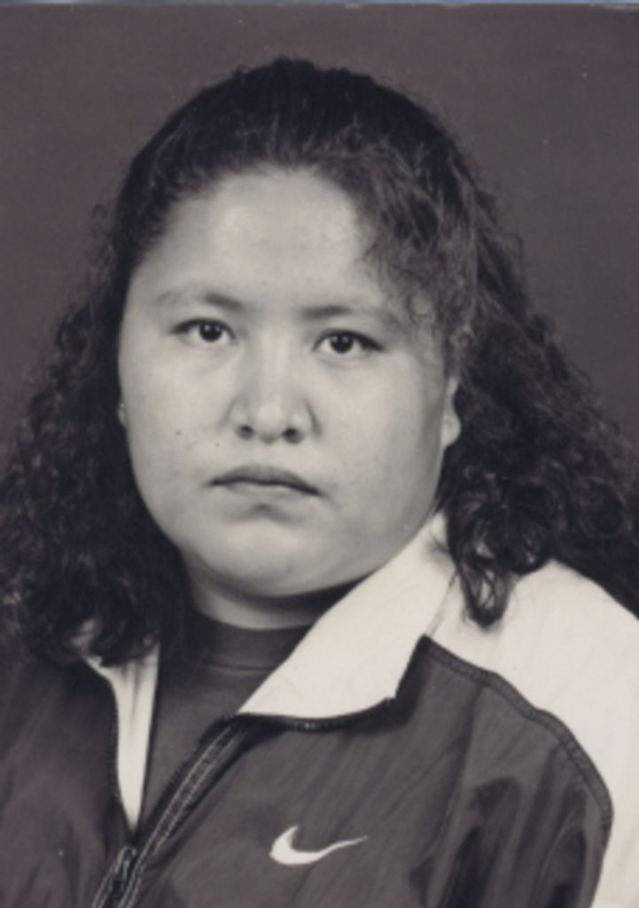 Roxanne Spotted Horse Profile Photo