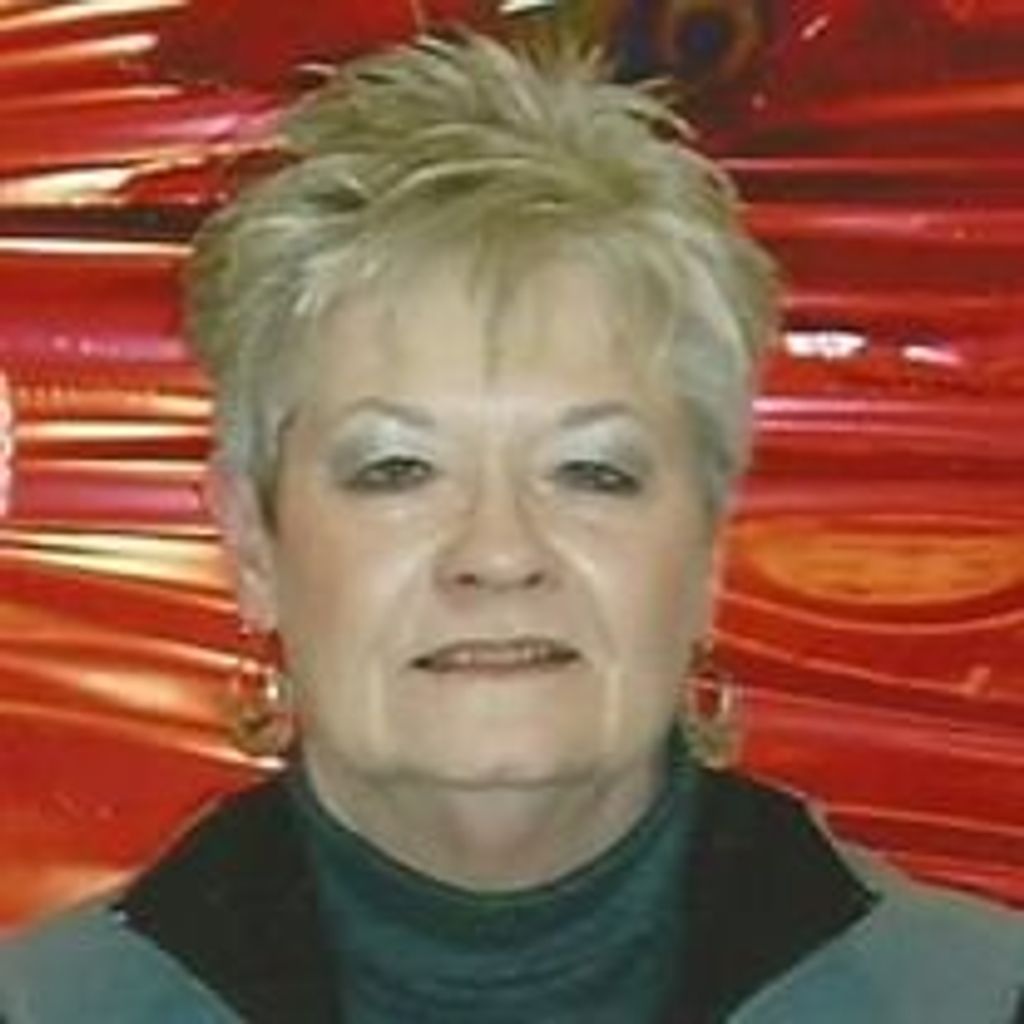 Viva  Lynell Smith