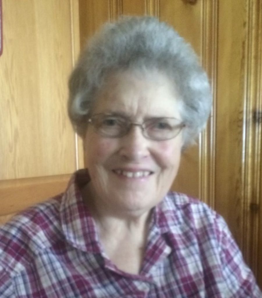 Della Mae Chasteen Profile Photo