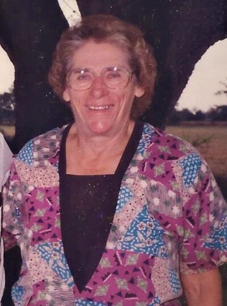 Leona Annie Helfrich