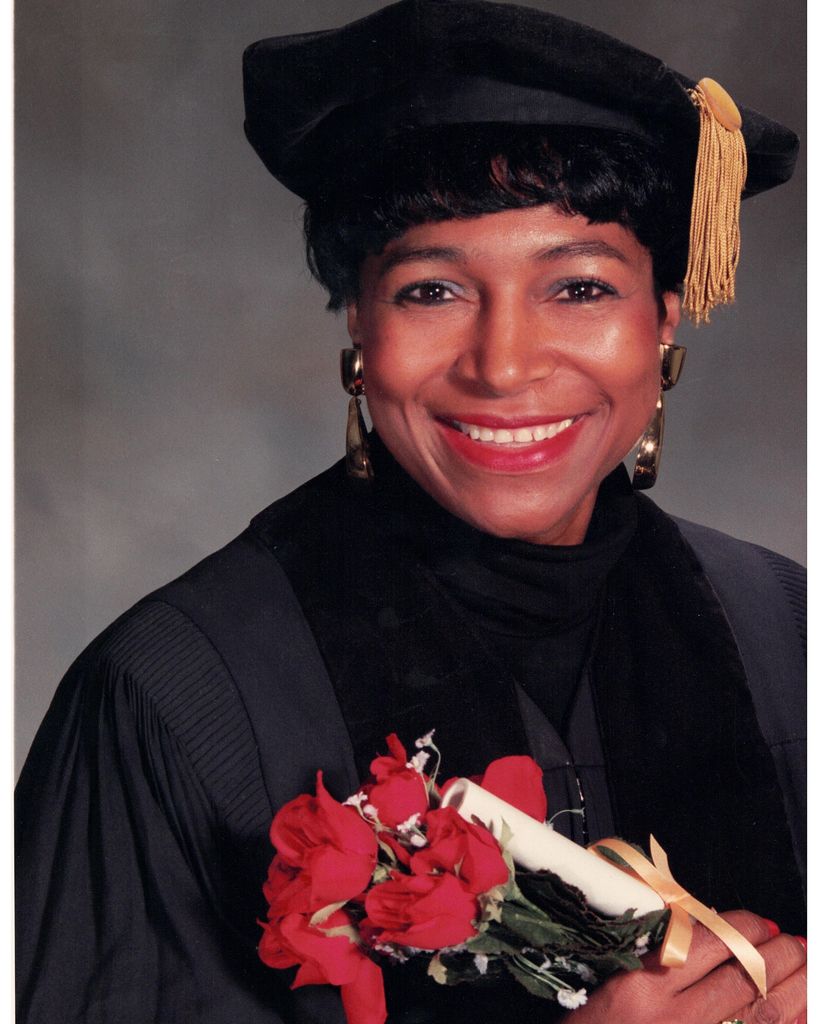 VIna Andrews Hassell Profile Photo