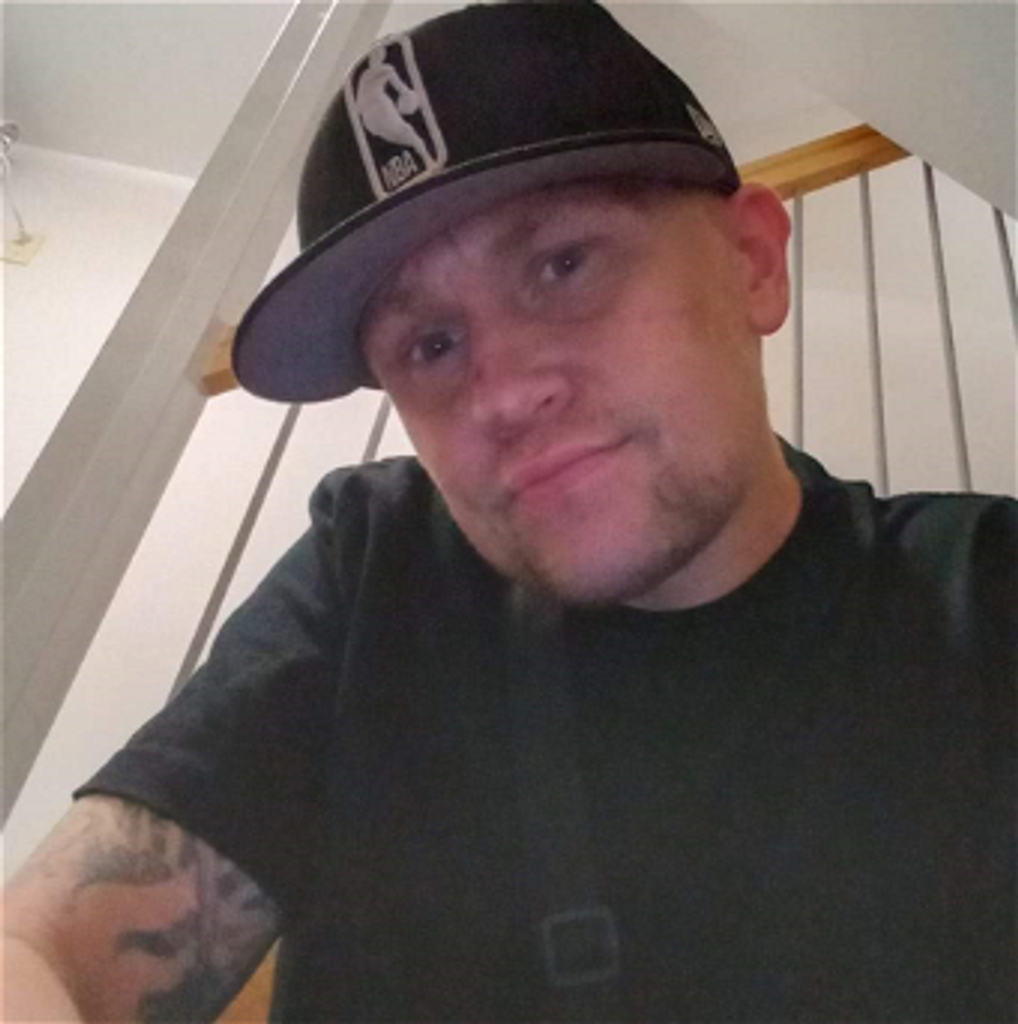 Nicholas Young Profile Photo