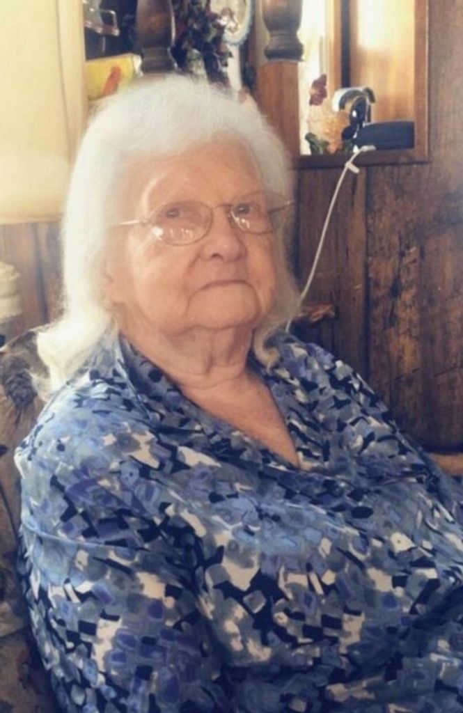 Constance Carter Neice