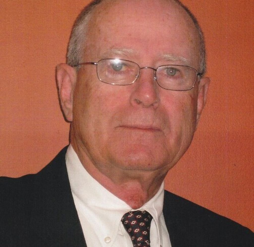Dr. Robert Emmett Curran Jr. Profile Photo