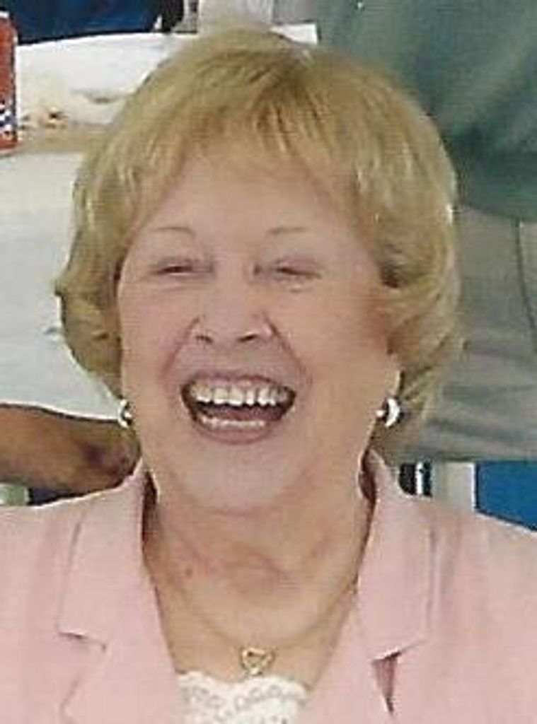 Lorraine Doucette (Kelby)