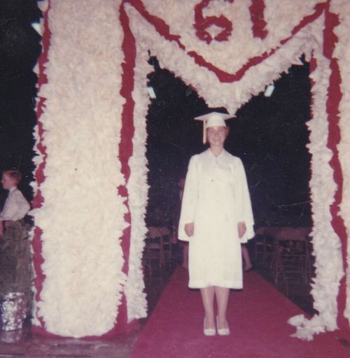 Carolyn J. (Bergstrom)  Bohl photo gallery thumbnail 112 of 133