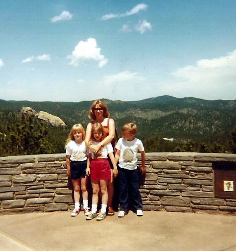 Sheila Raney photo gallery thumbnail 91 of 159