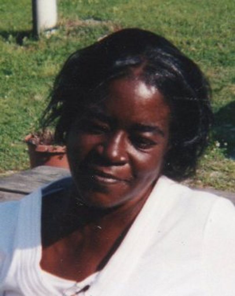 Daphne Lynn Harris Profile Photo