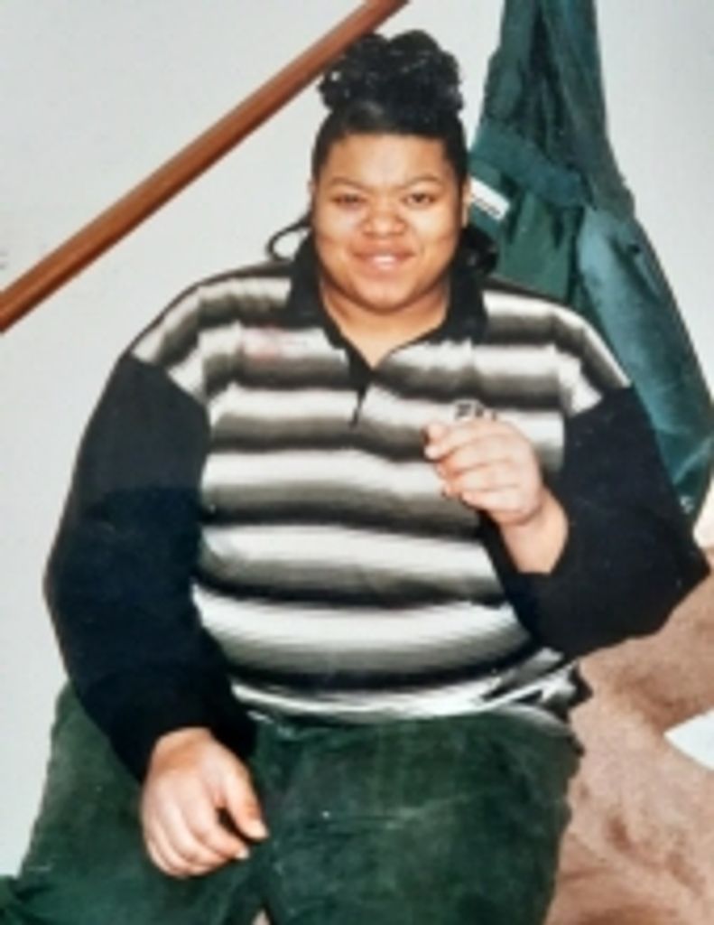 Nakinah Bonds (Lansing)
