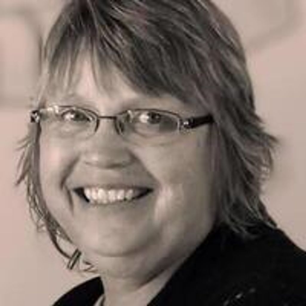 Lori Ann Trecker Profile Photo