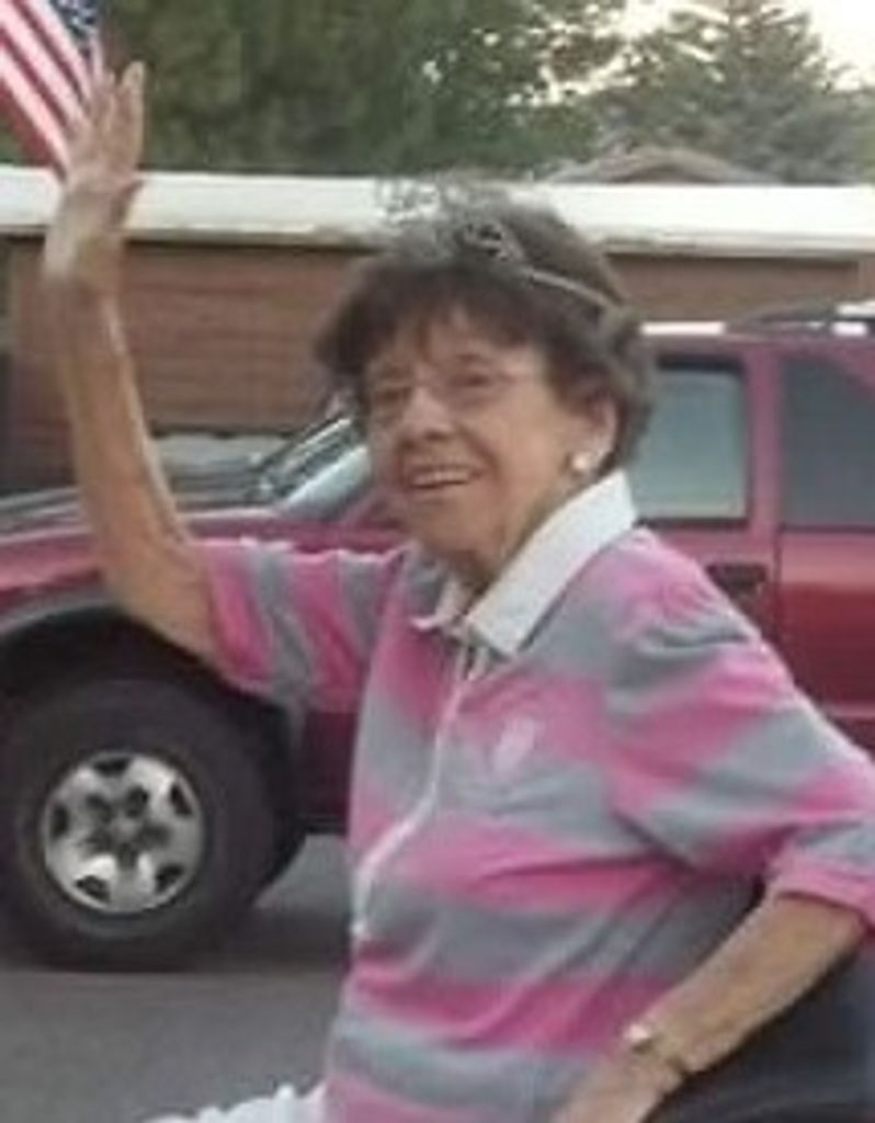 Lillian "Billie" Willis