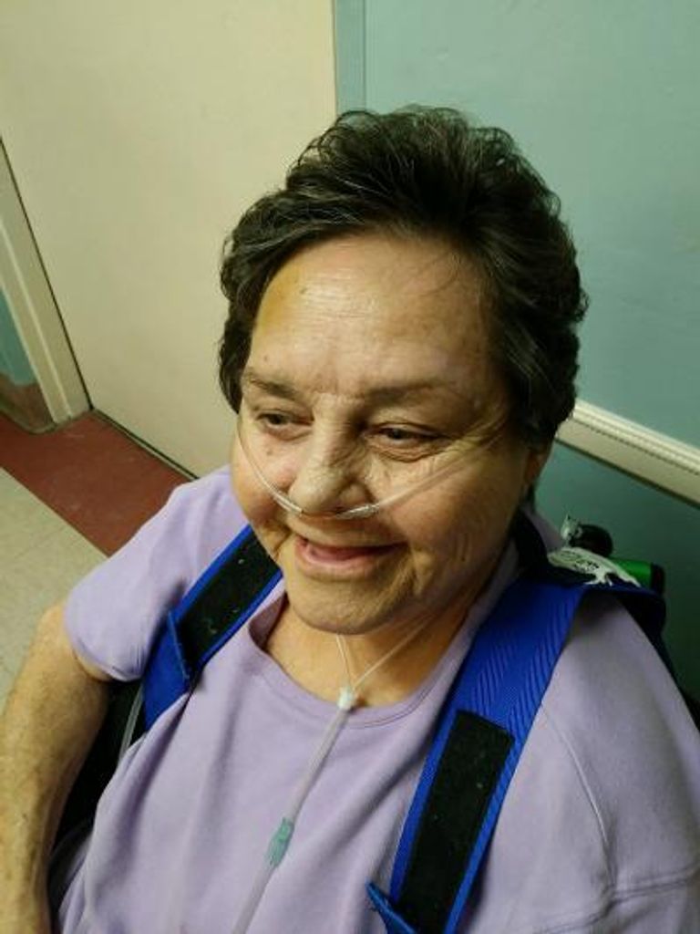 Becky Elaine Peoples Self Profile Photo