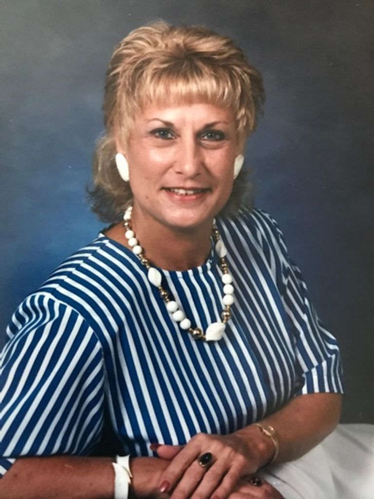 Laura Sanders Sykes Profile Photo