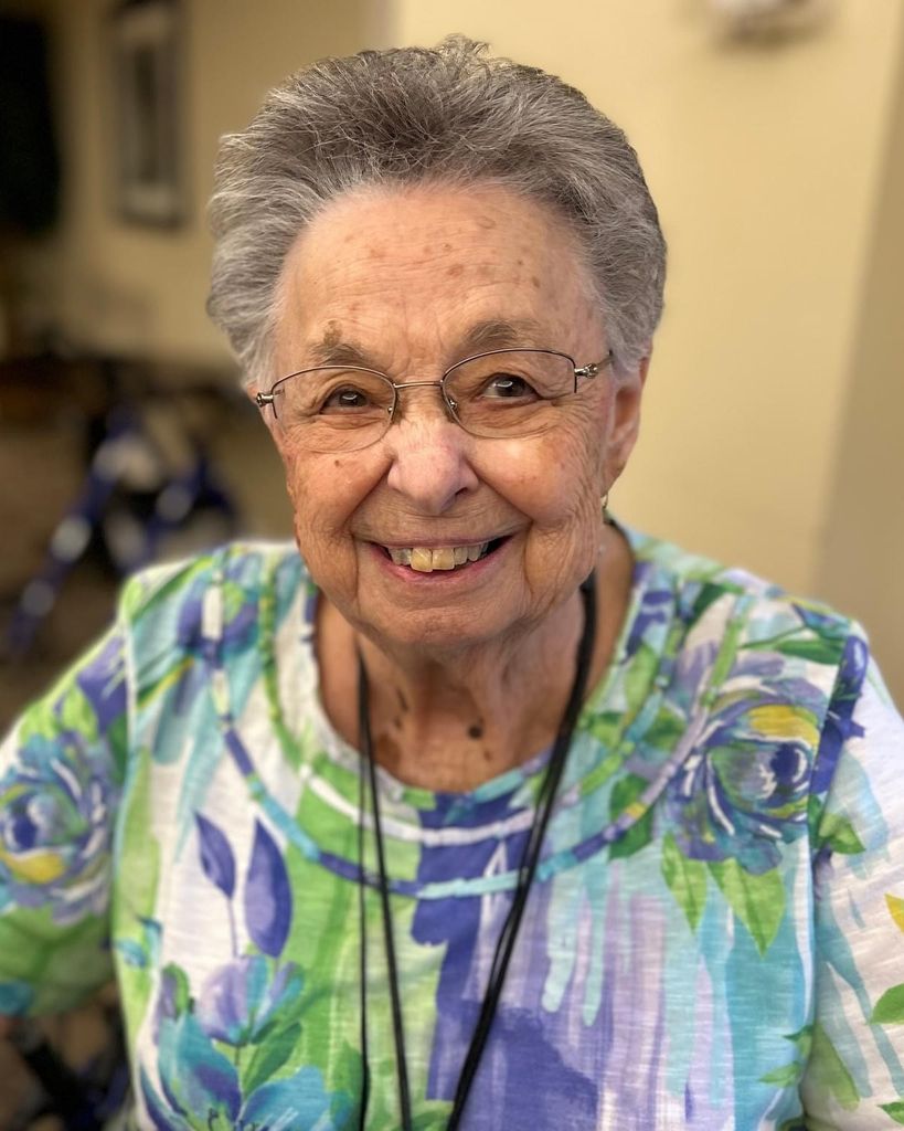 Marion June Walker Moore Profile Photo