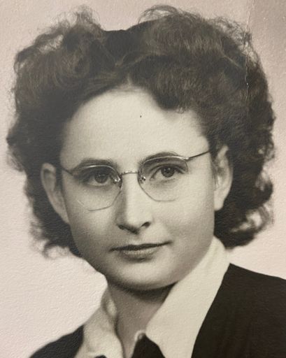 Pauline Marjorie Hiatt's obituary image