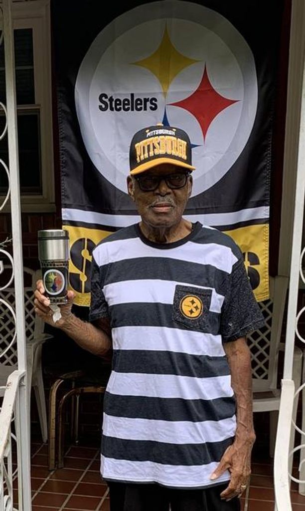 Robert Montgomery Mcknight Sr.