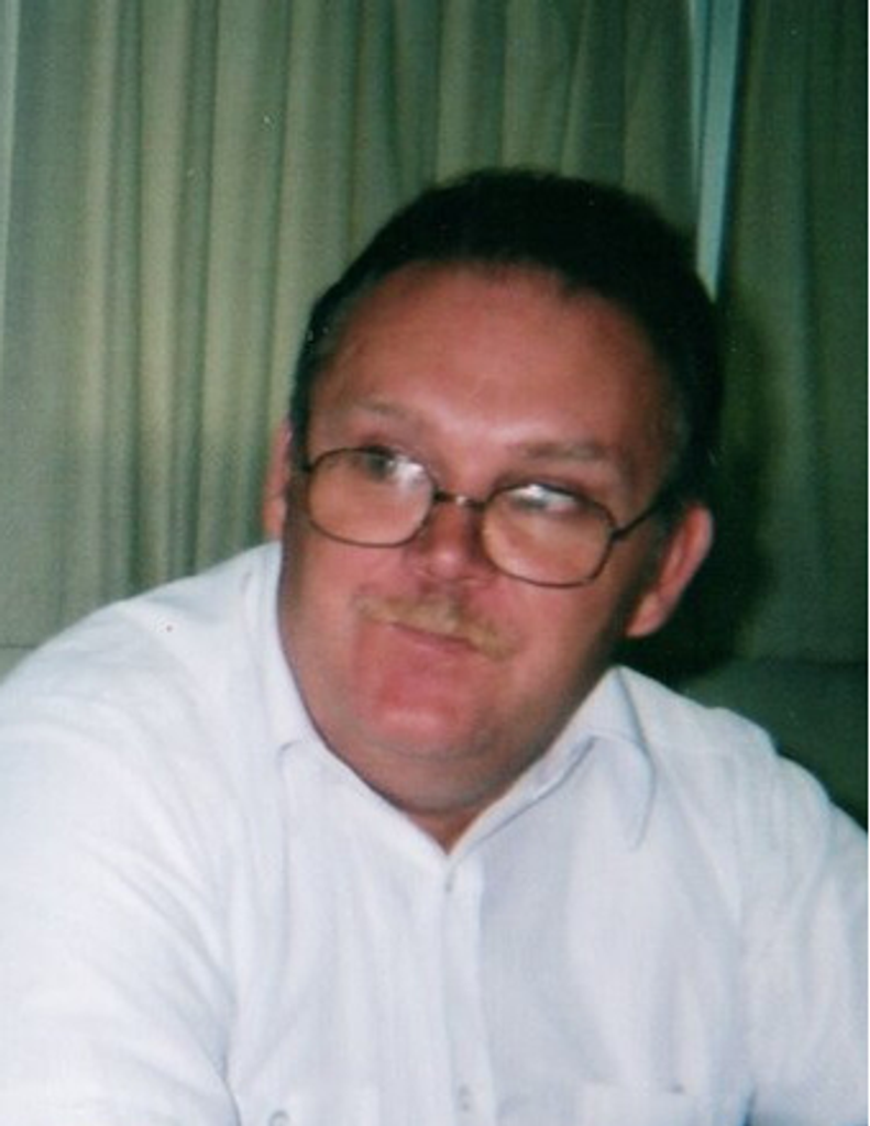 Robert Wilson Profile Photo