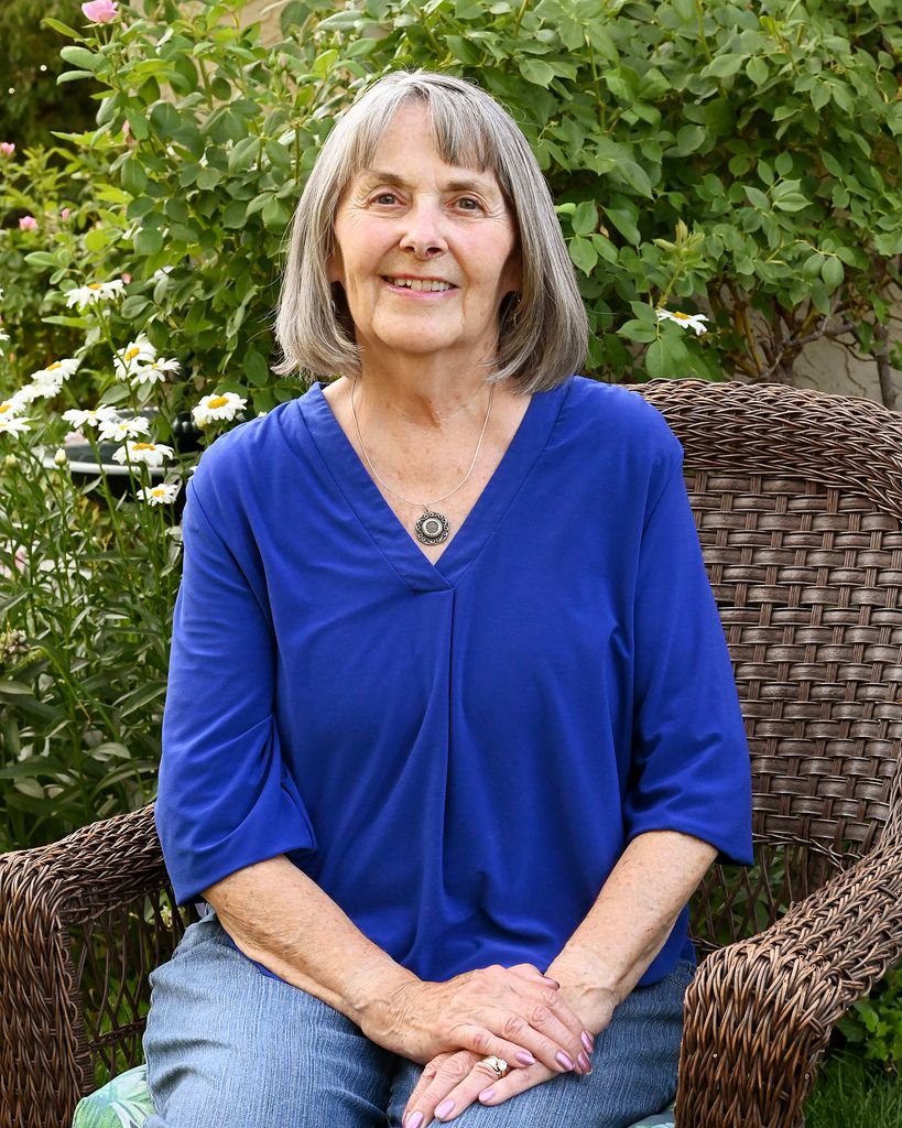 Cheryl Mignon Knorr Lewis Mitchell