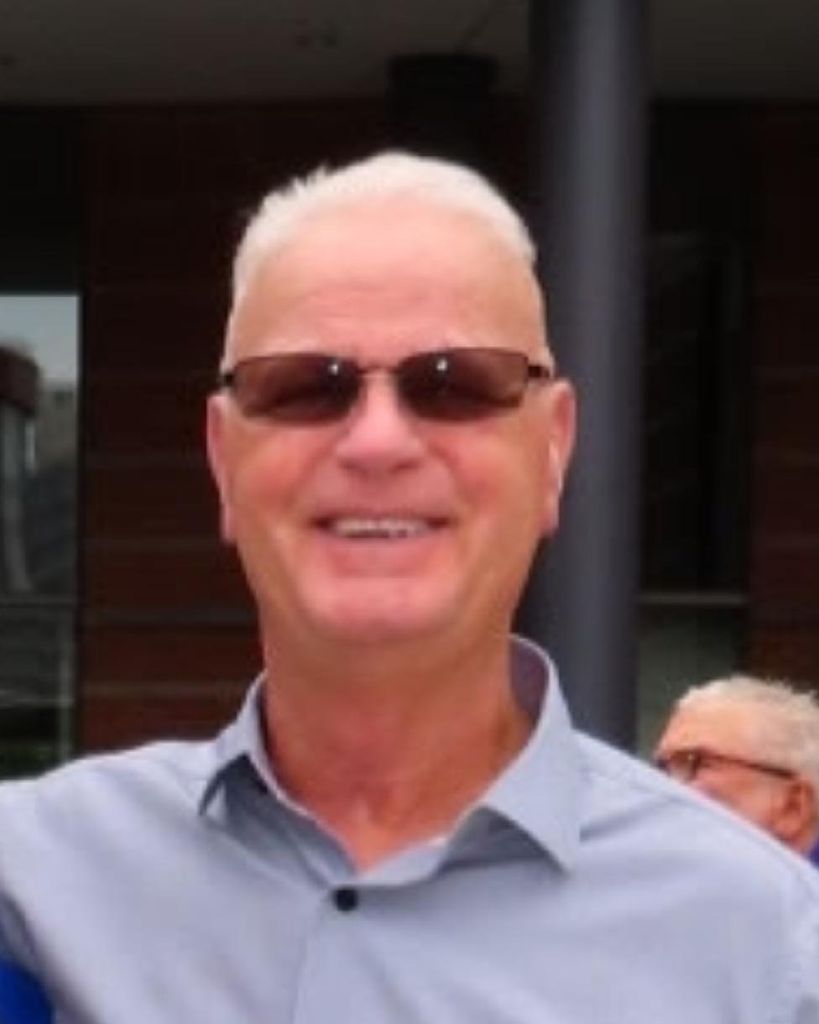 Michael J Streahle Profile Photo