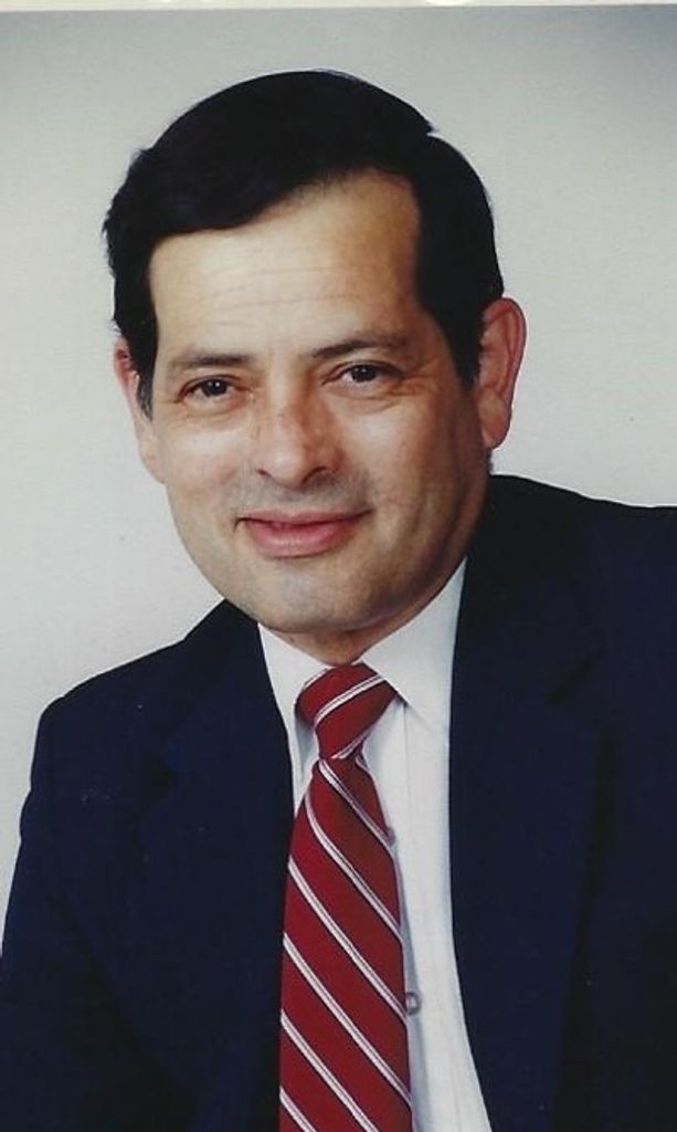Carlos D. Lopez Profile Photo