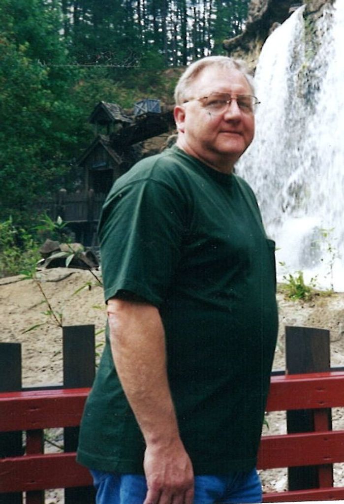 Elzie Burgess Profile Photo