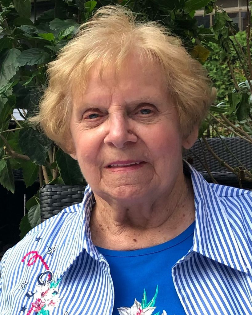 Doris J Solecki Profile Photo