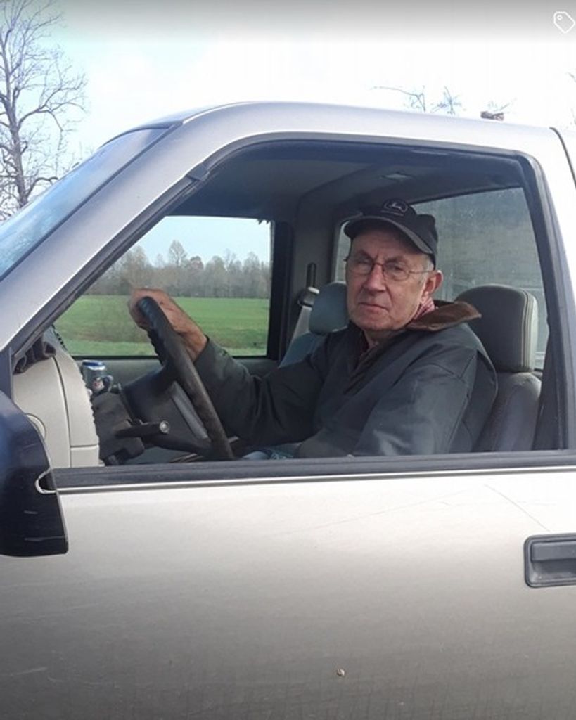 Larry Hunt Profile Photo