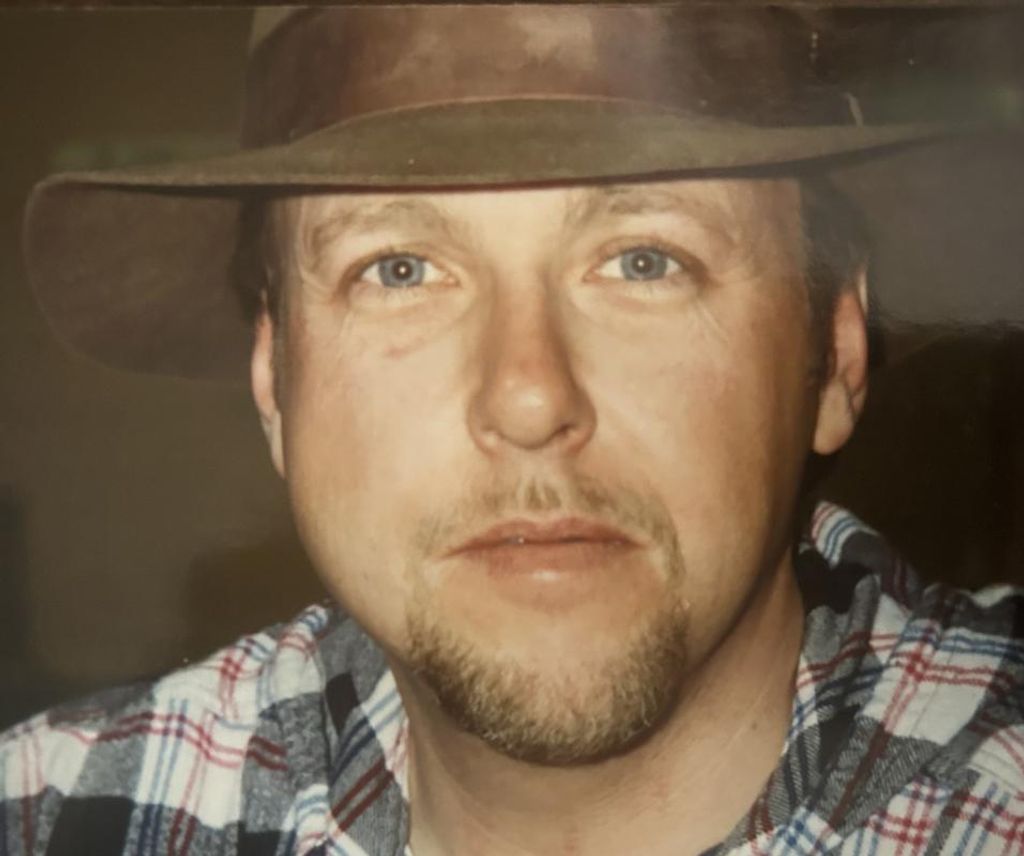 Ron Earl "Sticky" Profile Photo