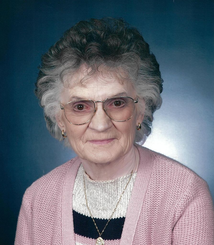 D. Suzanne Lind Kimple Profile Photo