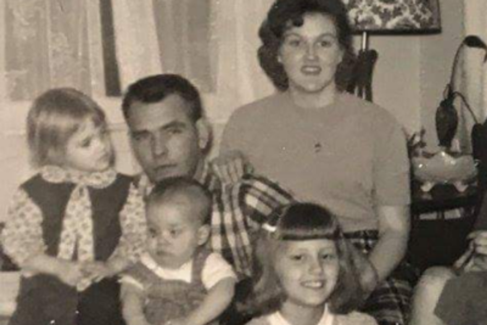 Donna  Faye  Kline  photo gallery image 1 of 2