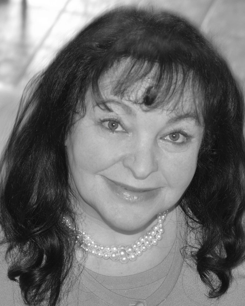 Nadia Venesse Profile Photo