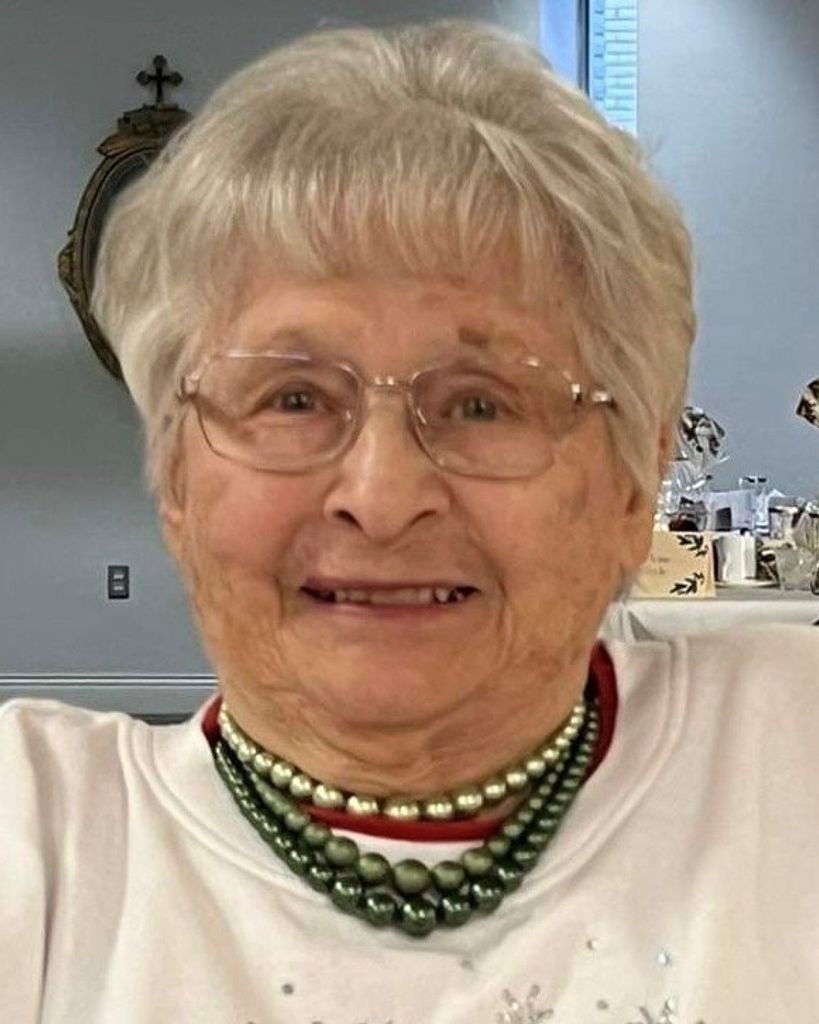 Pearl Elaine Kacprowicz Profile Photo