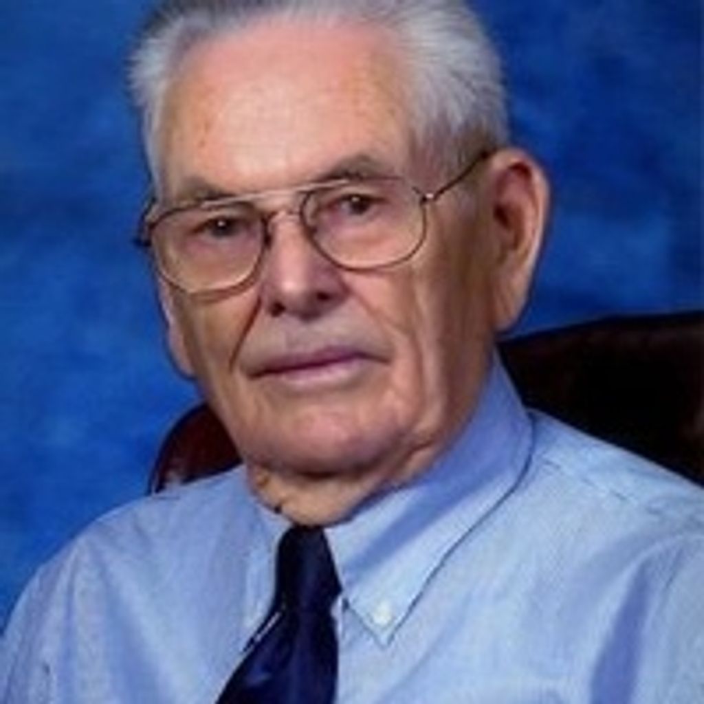 Arthur M Peterson