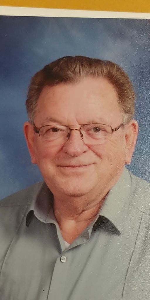 John Wayne White Profile Photo