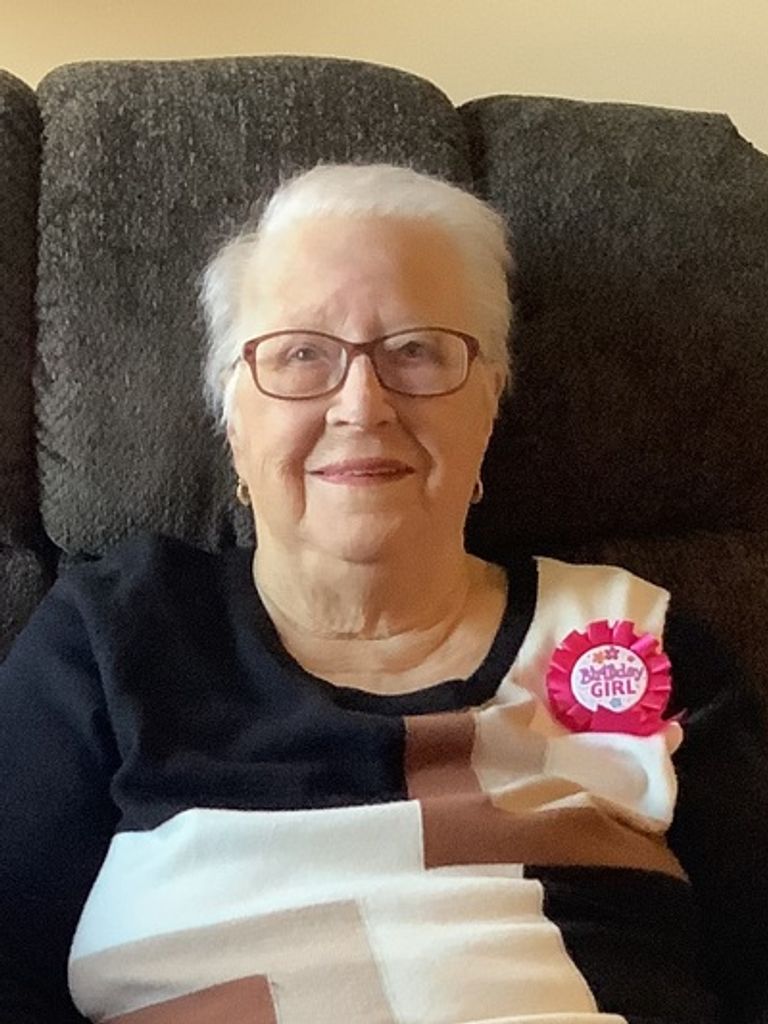 Daphne Ruth Patey Profile Photo