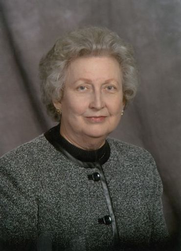 Fay Hernandez photo gallery thumbnail 1 of 2