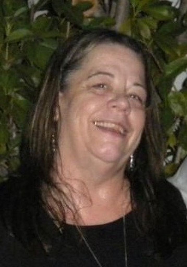 Tina Graves Profile Photo