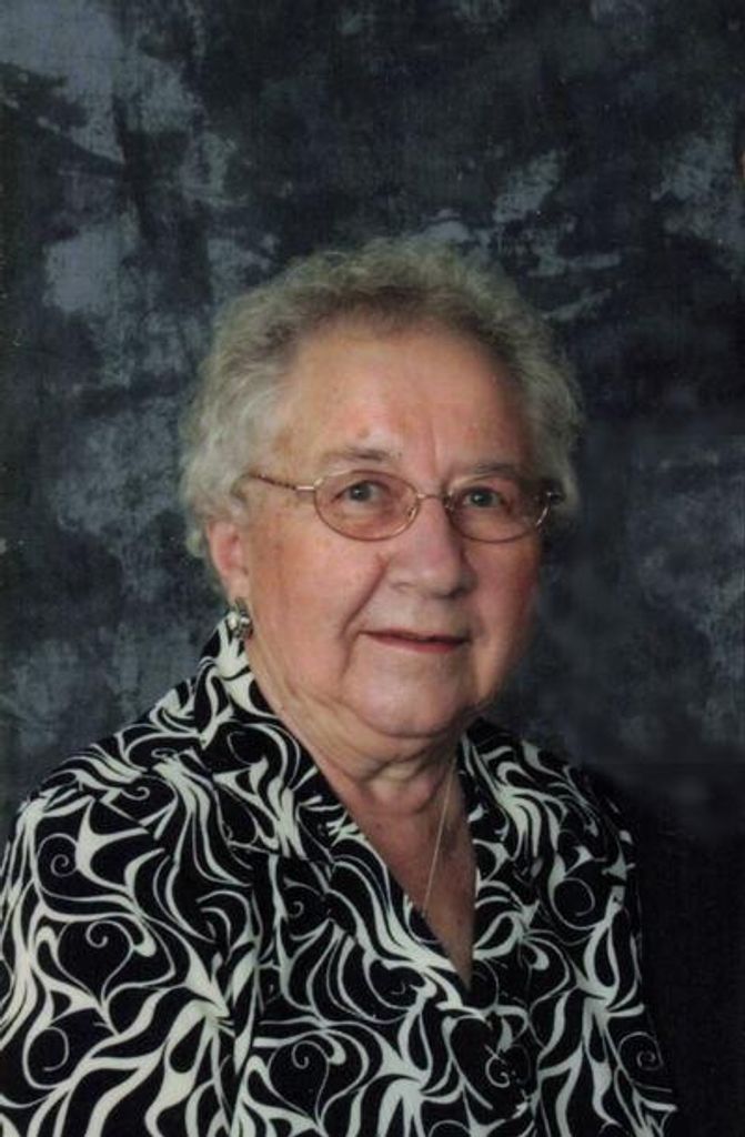 Deloris "Dee" Battest