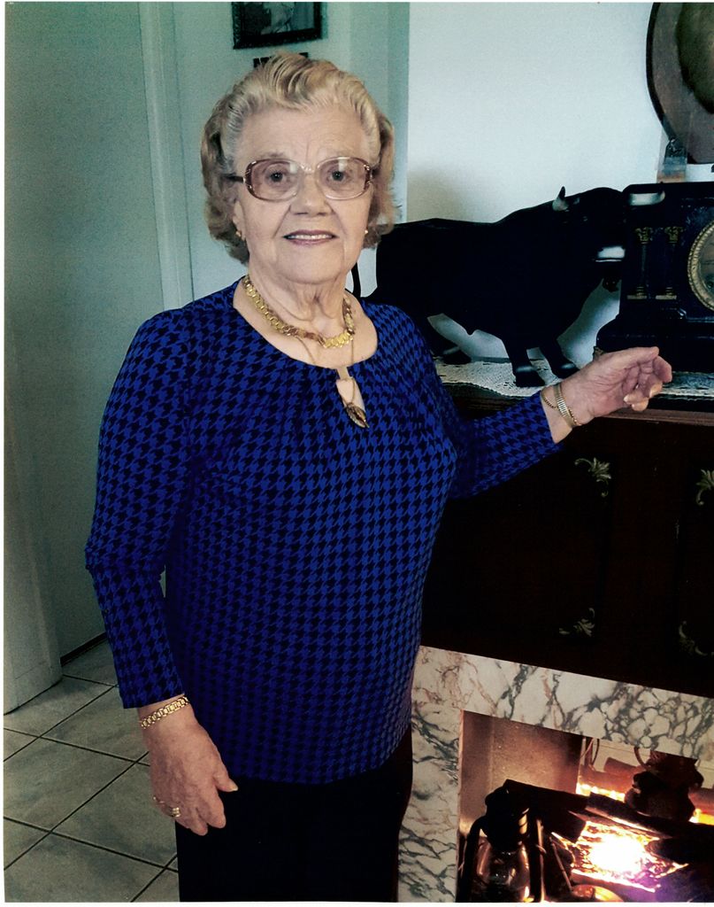 Natalie Maria Tavares